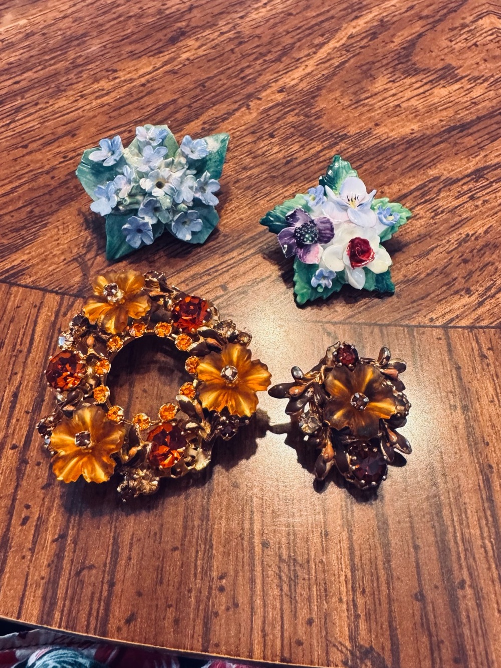 Vintage-Inspired Amber Floral Brooch and Clip Set - Unbranded